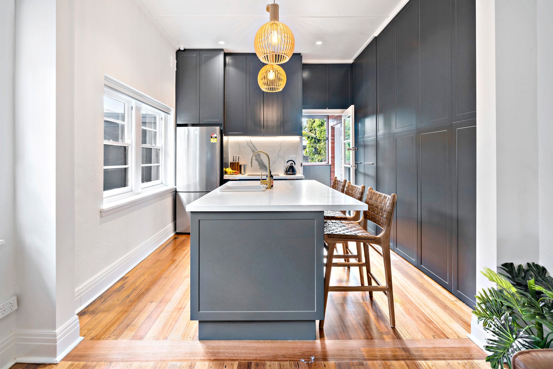 Property Gallery Thumbnail 3
