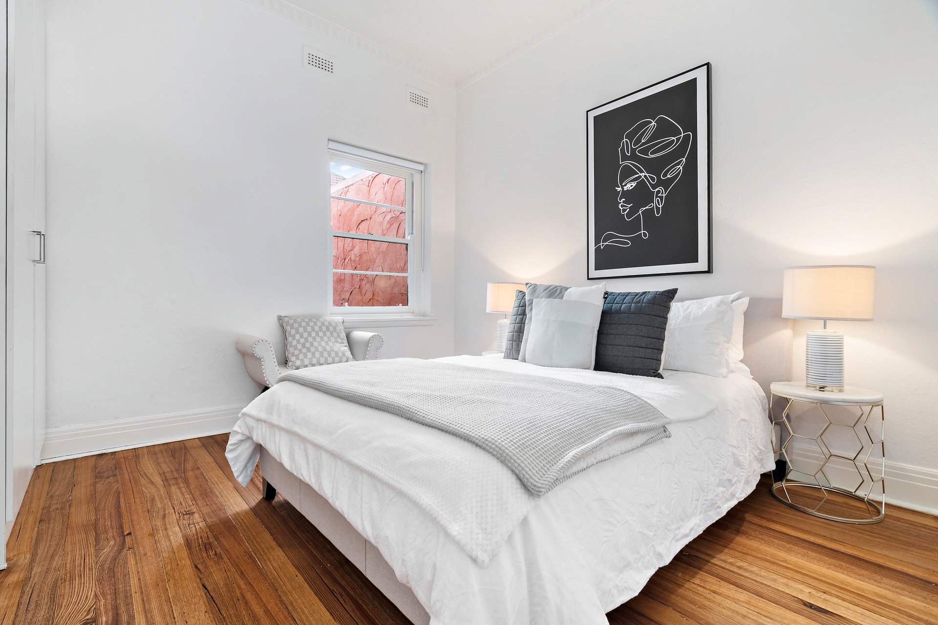 Property Gallery Thumbnail 7