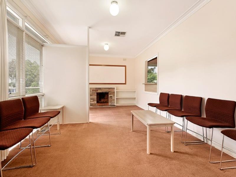307 Station Street, Box Hill South image 3
