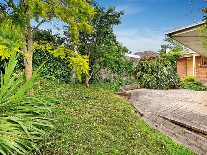 307 Station Street, Box Hill South image 7
