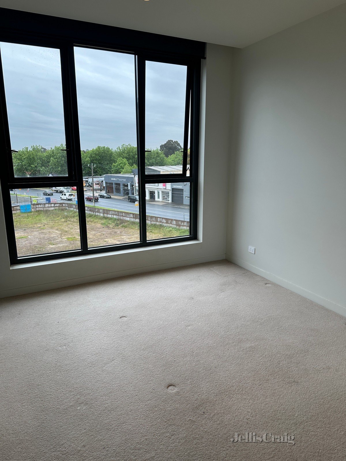 307/101 Parkview Road, Alphington image 4