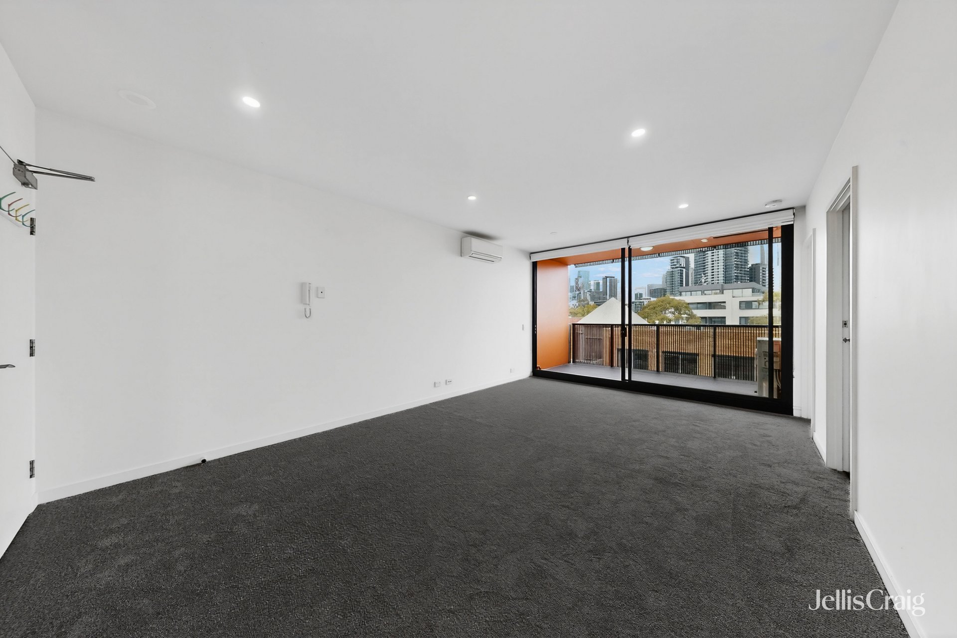 307/107 Hawke Street, West&nbsp;Melbourne image 4