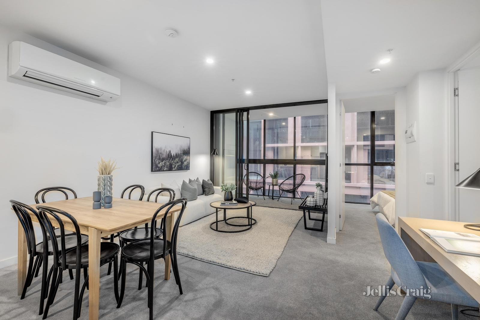 307/253 Bridge Road, Richmond image 2