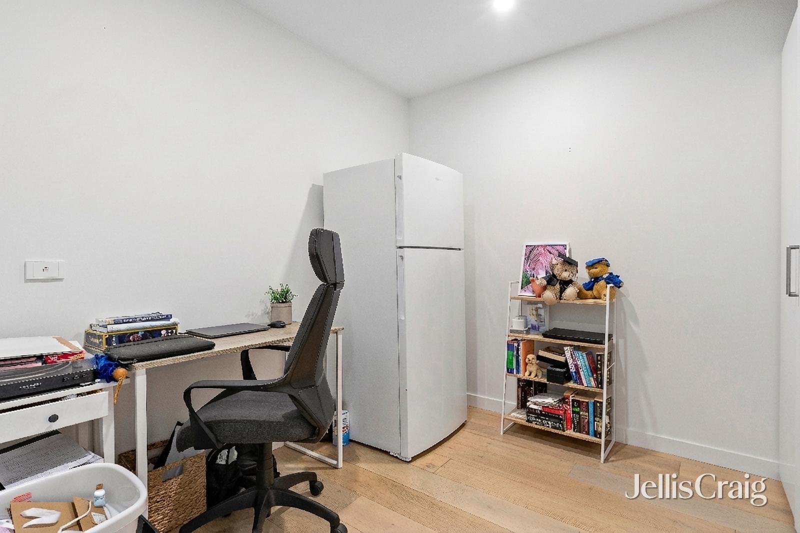 307/3 Olive York Way, Brunswick&nbsp;West image 5