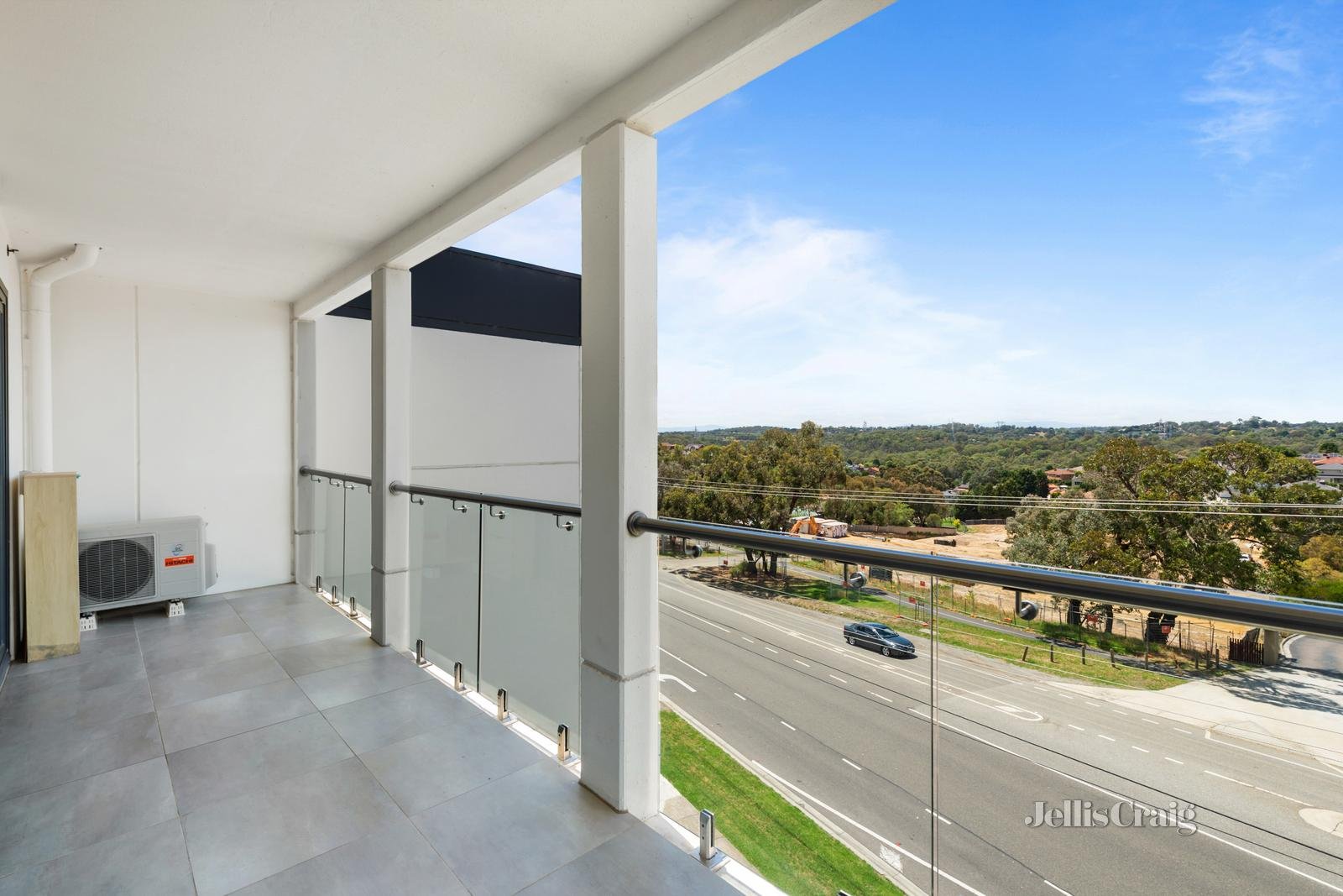 307/5 Red Hill Terrace, Doncaster East image 5