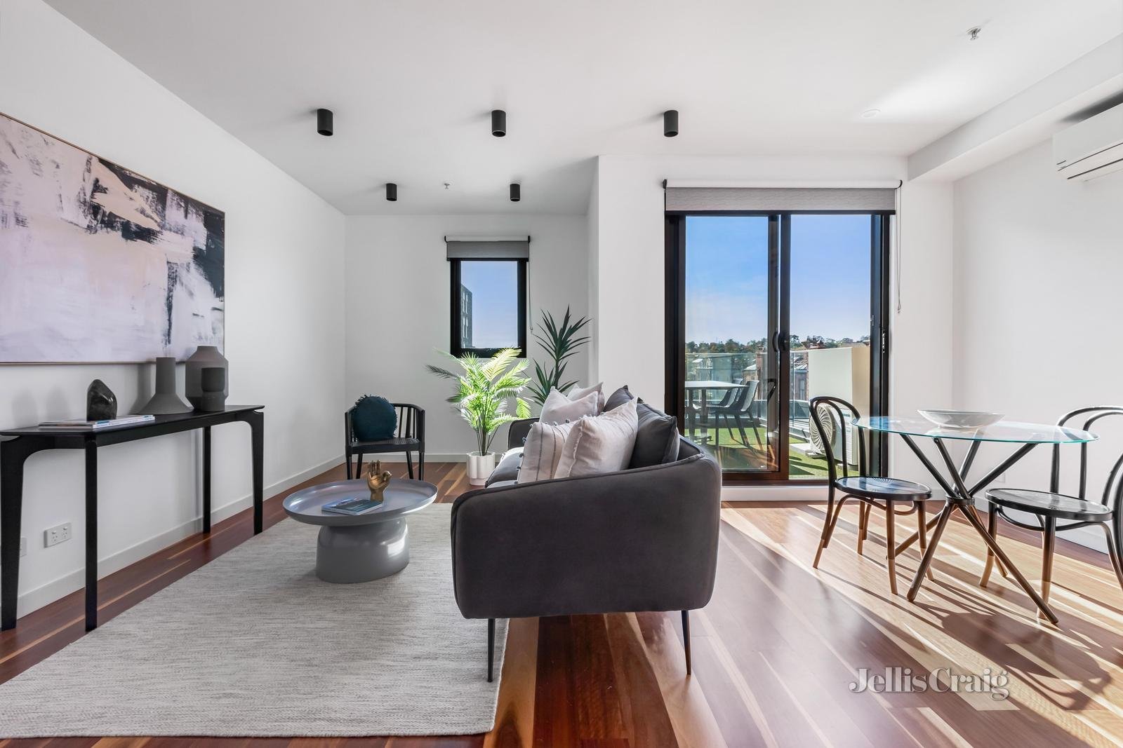 307/609 Burwood Road, Hawthorn image 1