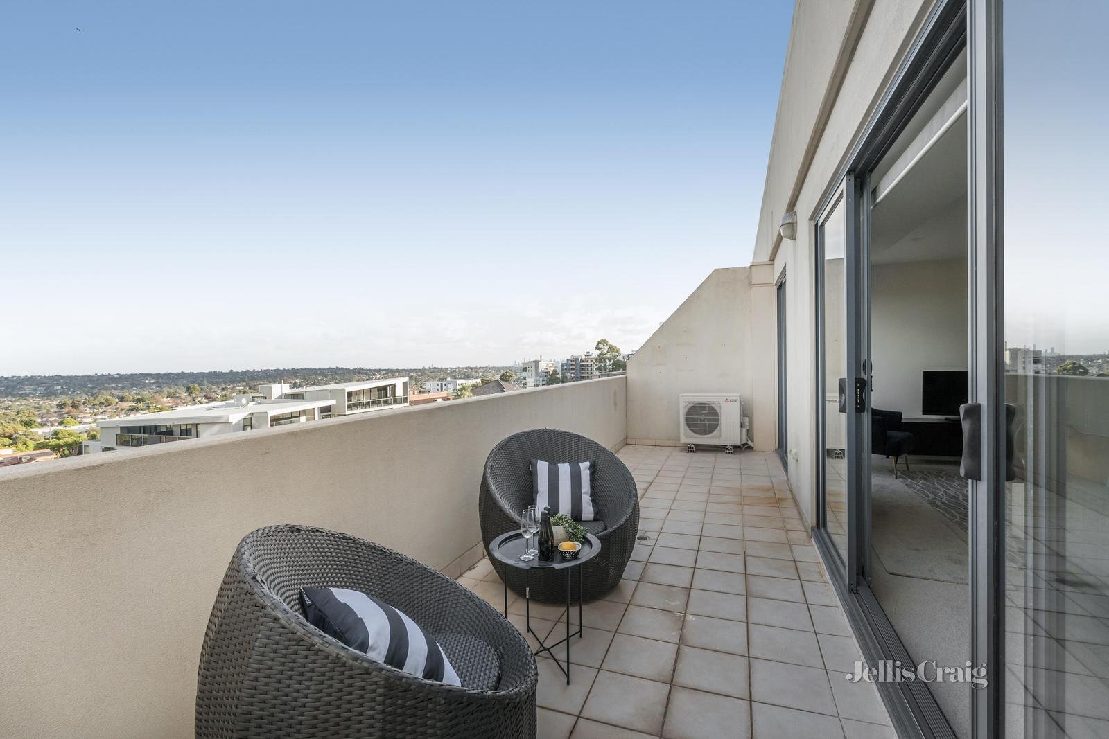 307/8 Clay Drive, Doncaster image 6