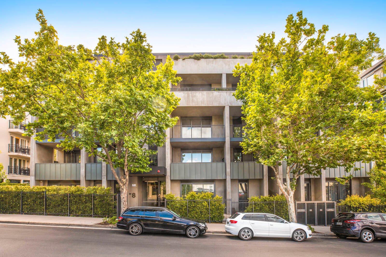 Property Gallery - Main Image