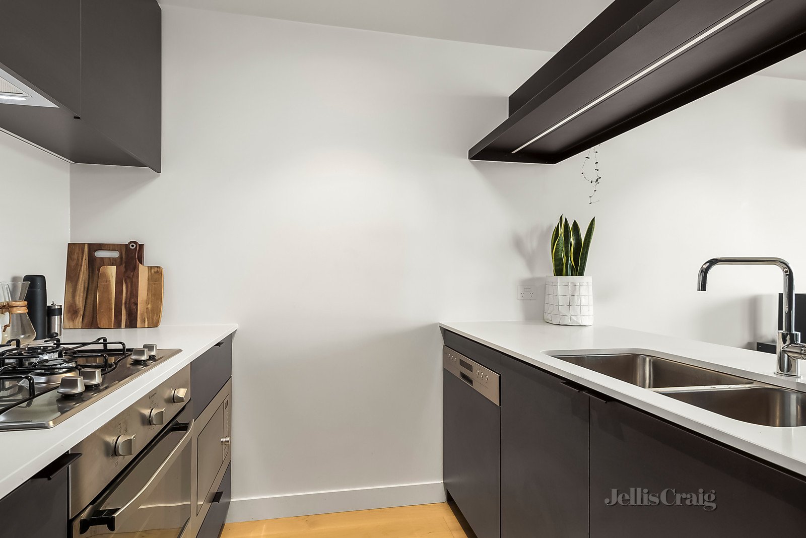 307d/21 Robert Street, Collingwood image 4