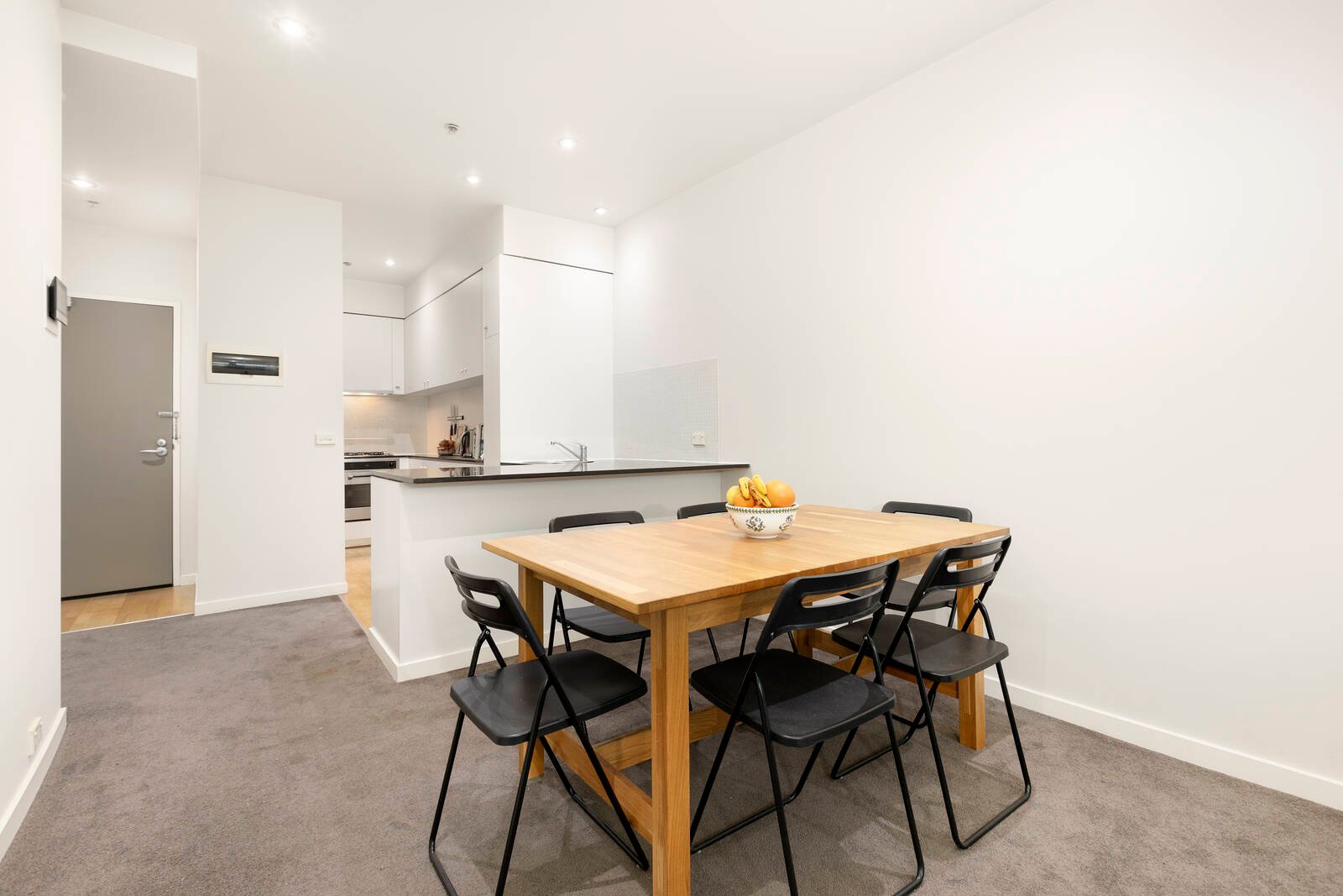 308/166 Wellington Parade, East&nbsp;Melbourne image 5