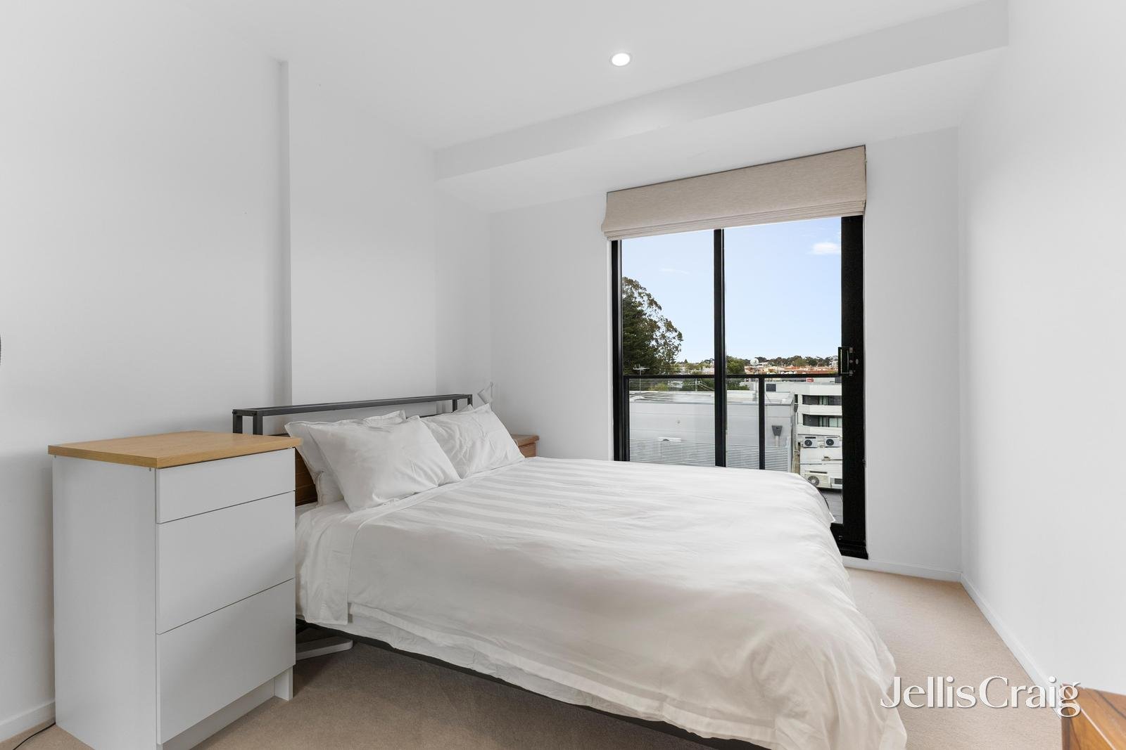 308/21 Queen Street, Blackburn image 5