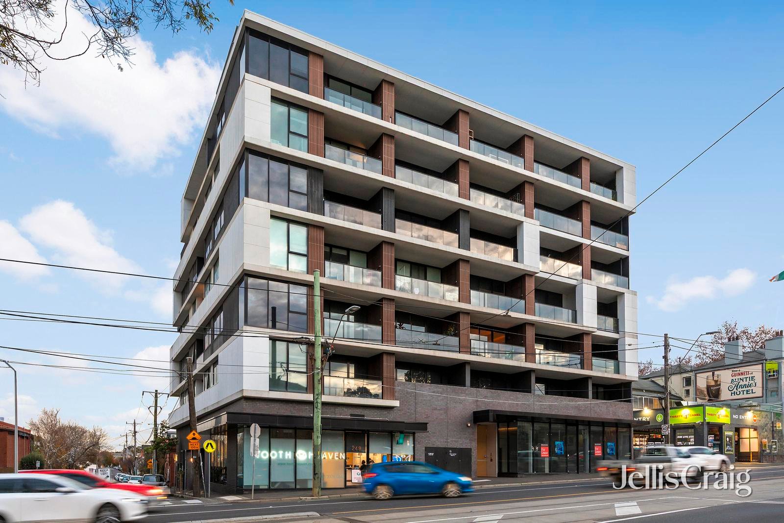 308/255 Racecourse Road, Kensington image 8
