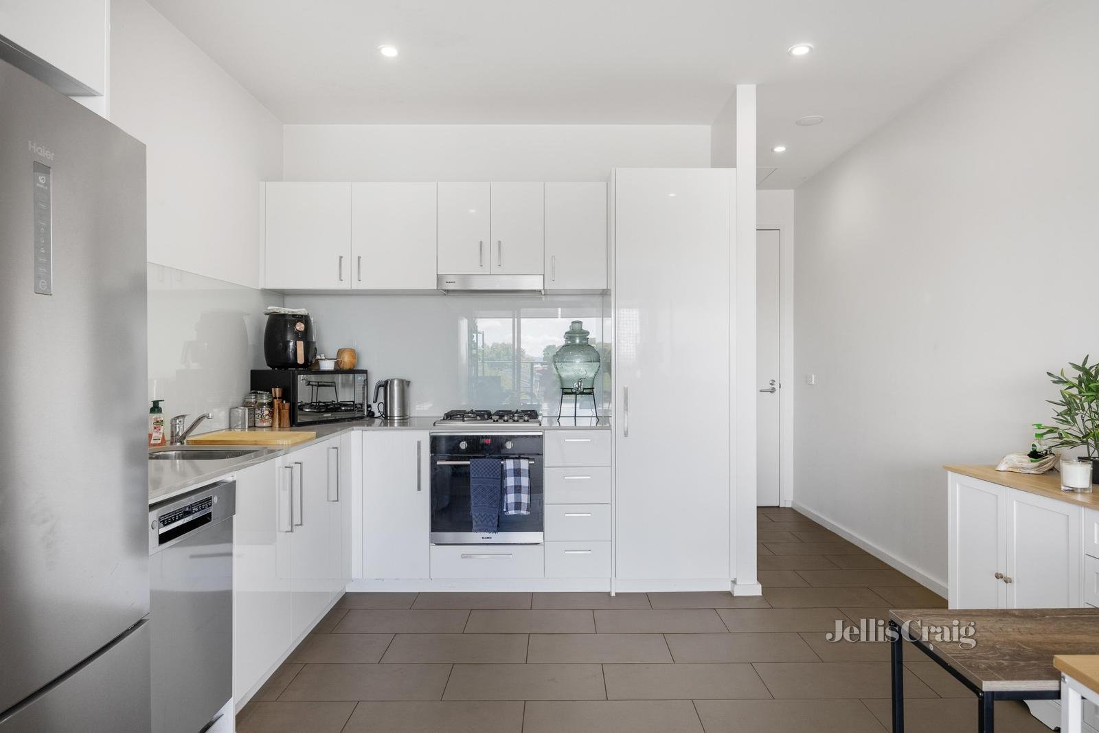 308/339 Mitcham Road, Mitcham image 3