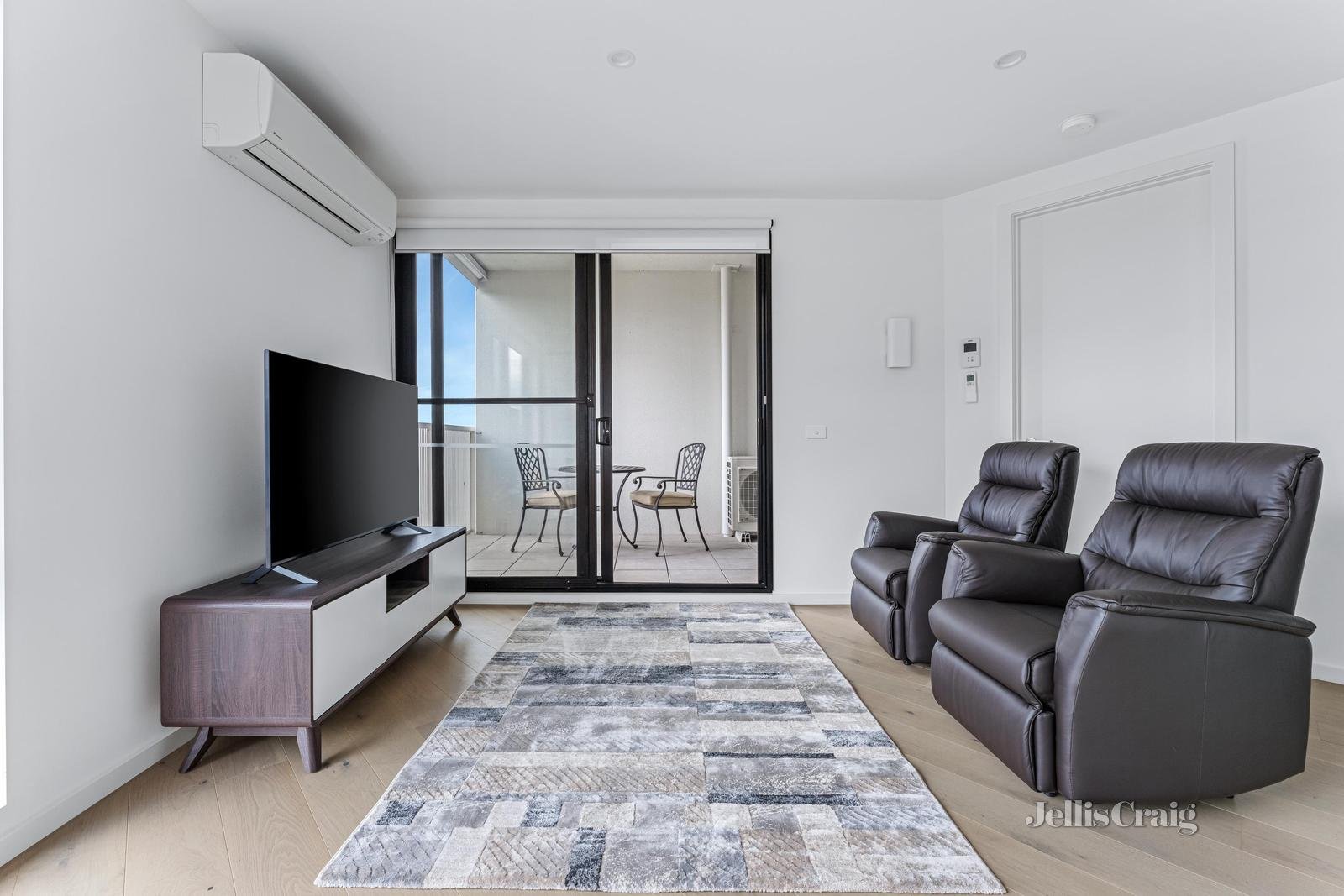 308/7 Balcombe Road, Mentone image 5