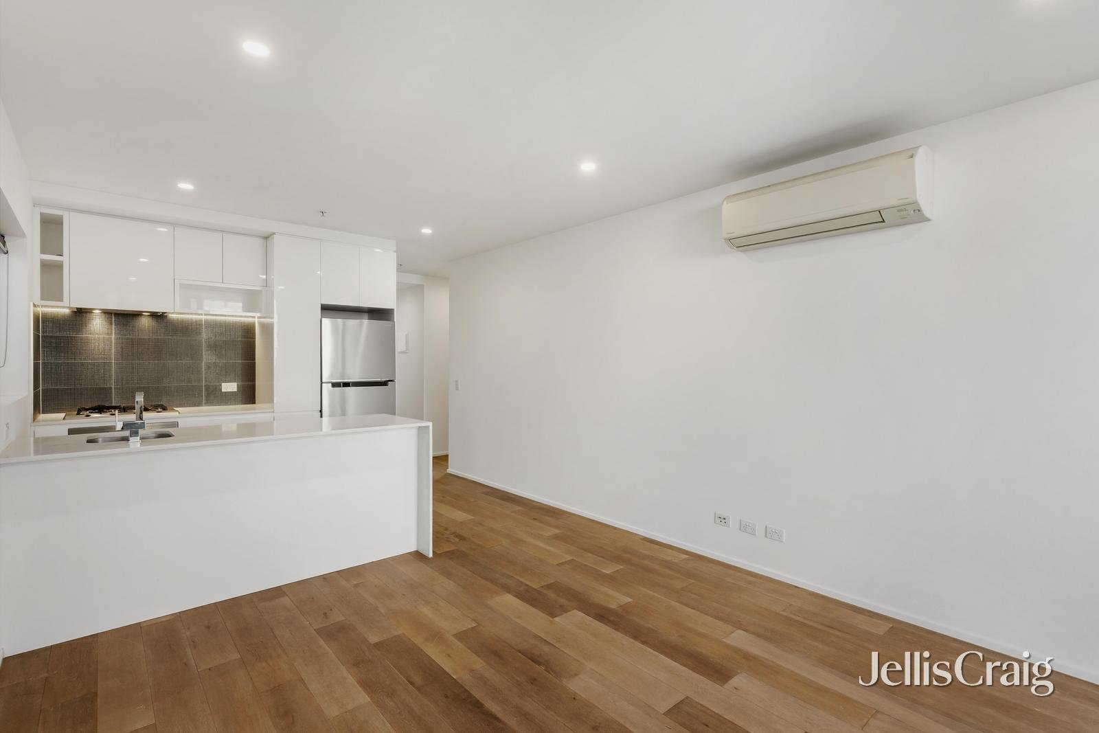 308/80 Lynch Street, Hawthorn image 4