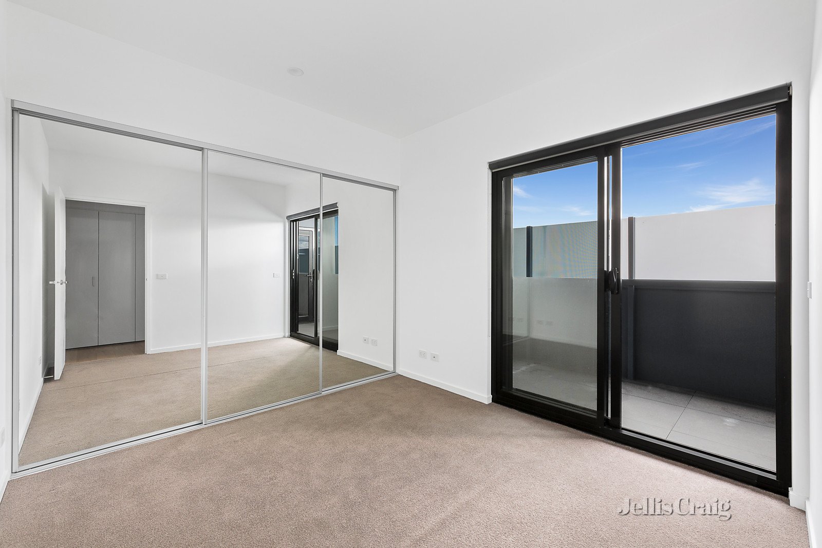 308/849 Burwood Road, Hawthorn&nbsp;East image 3