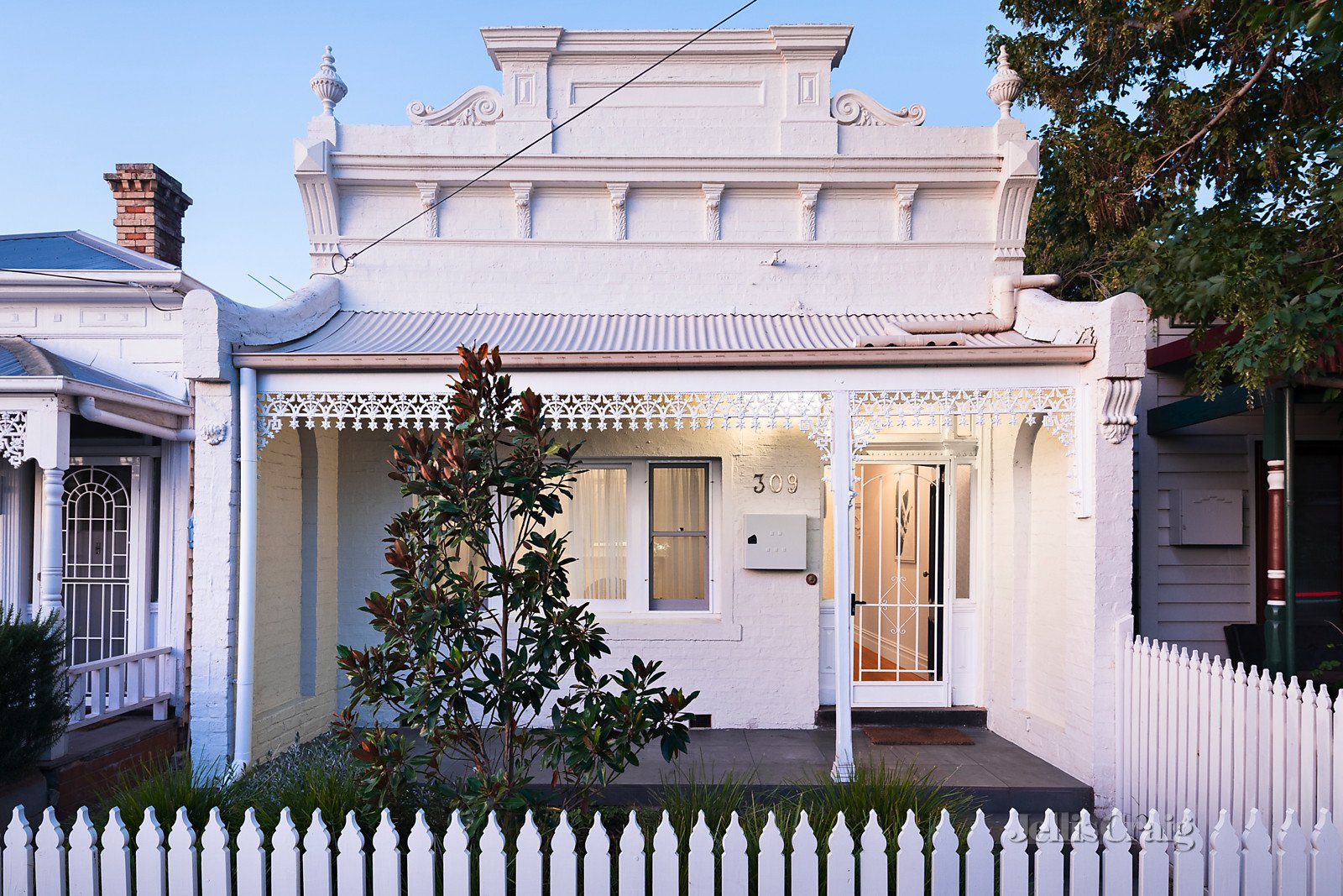 309 Albion Street, Brunswick image 1