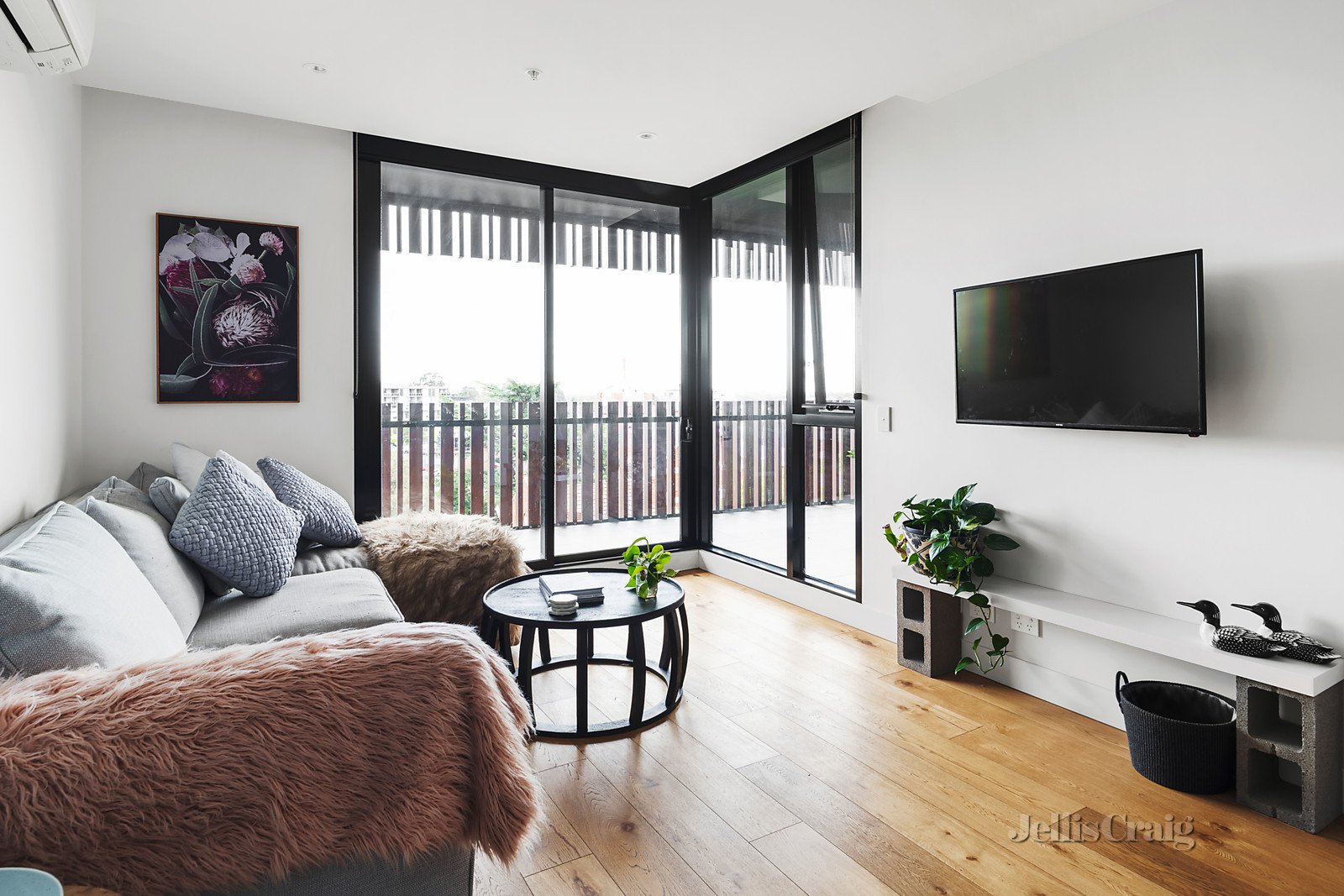 309/1 Westley Avenue, Ivanhoe
- Print Image 1