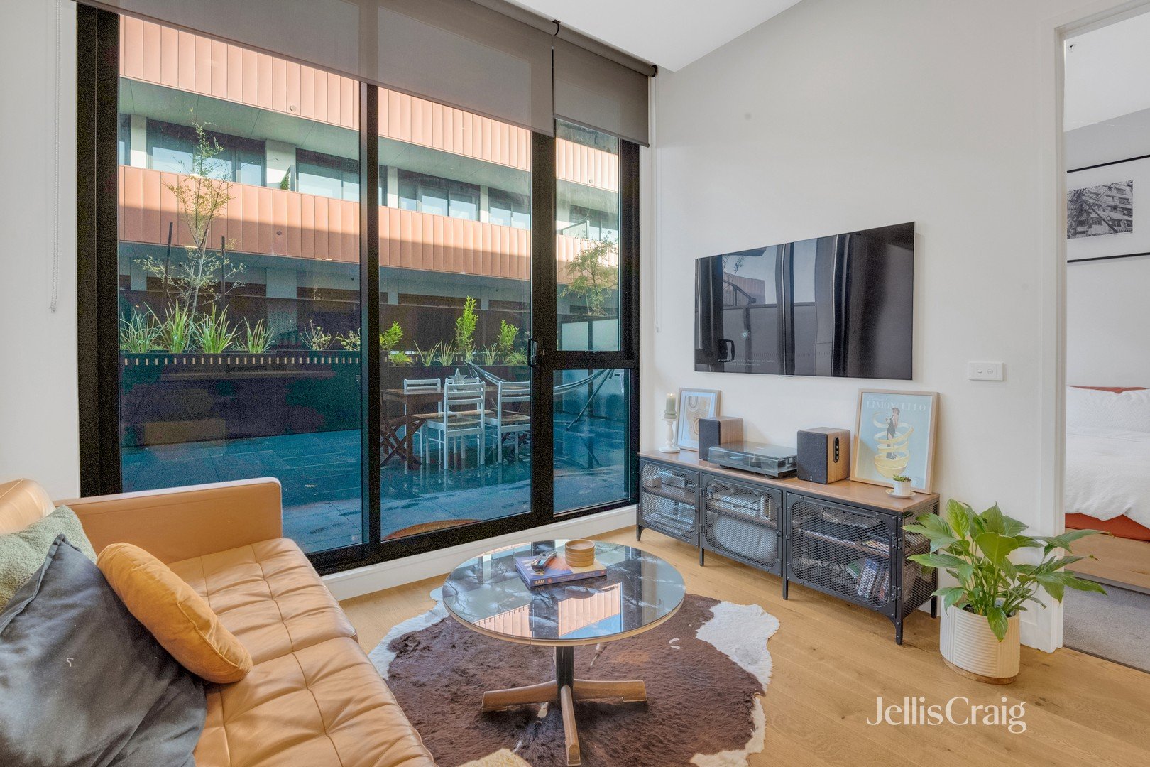 309/12 Thomas Holmes Street, Maribyrnong image 3