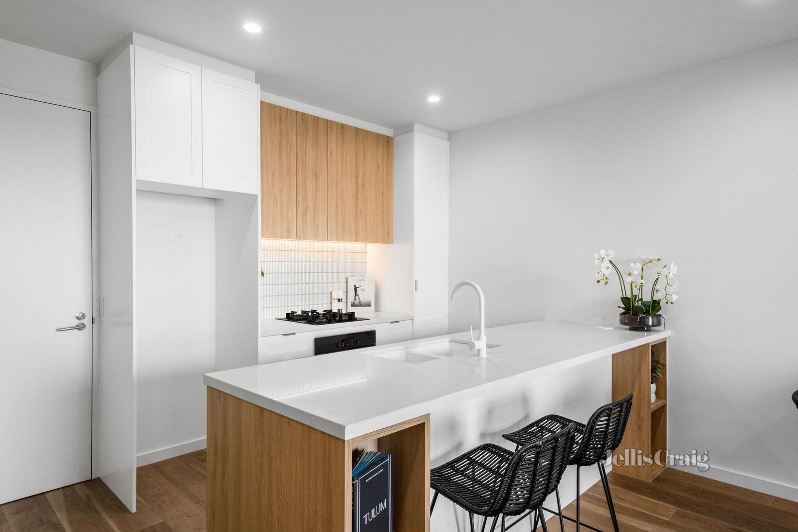 309/285 Neerim Road, Carnegie image 2