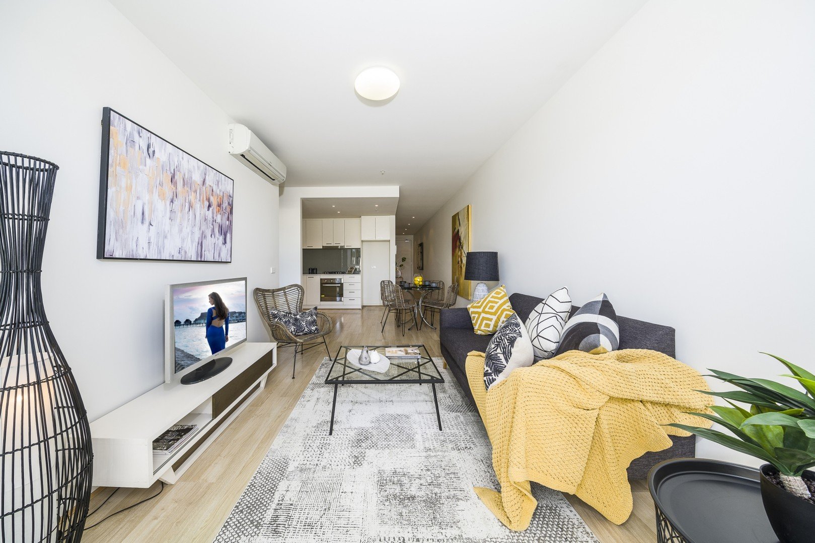 309/300 Middleborough Road, Blackburn image 3