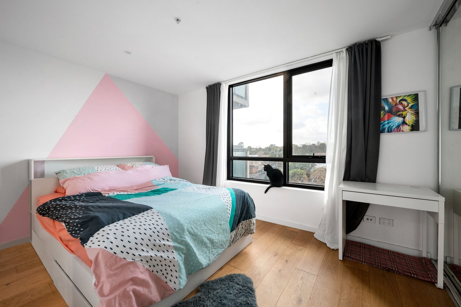 Property Gallery Thumbnail 5