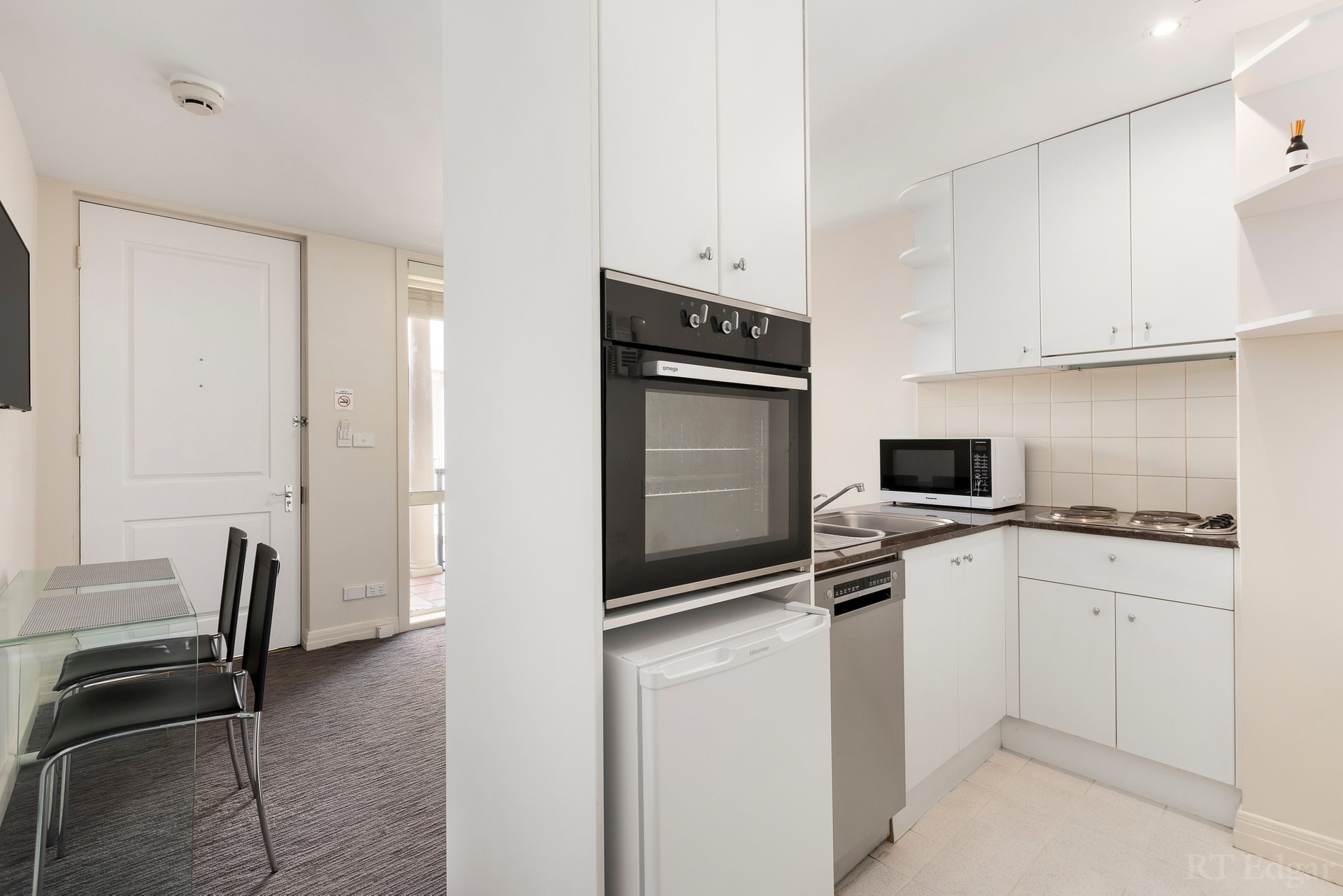 Property Gallery Thumbnail 3