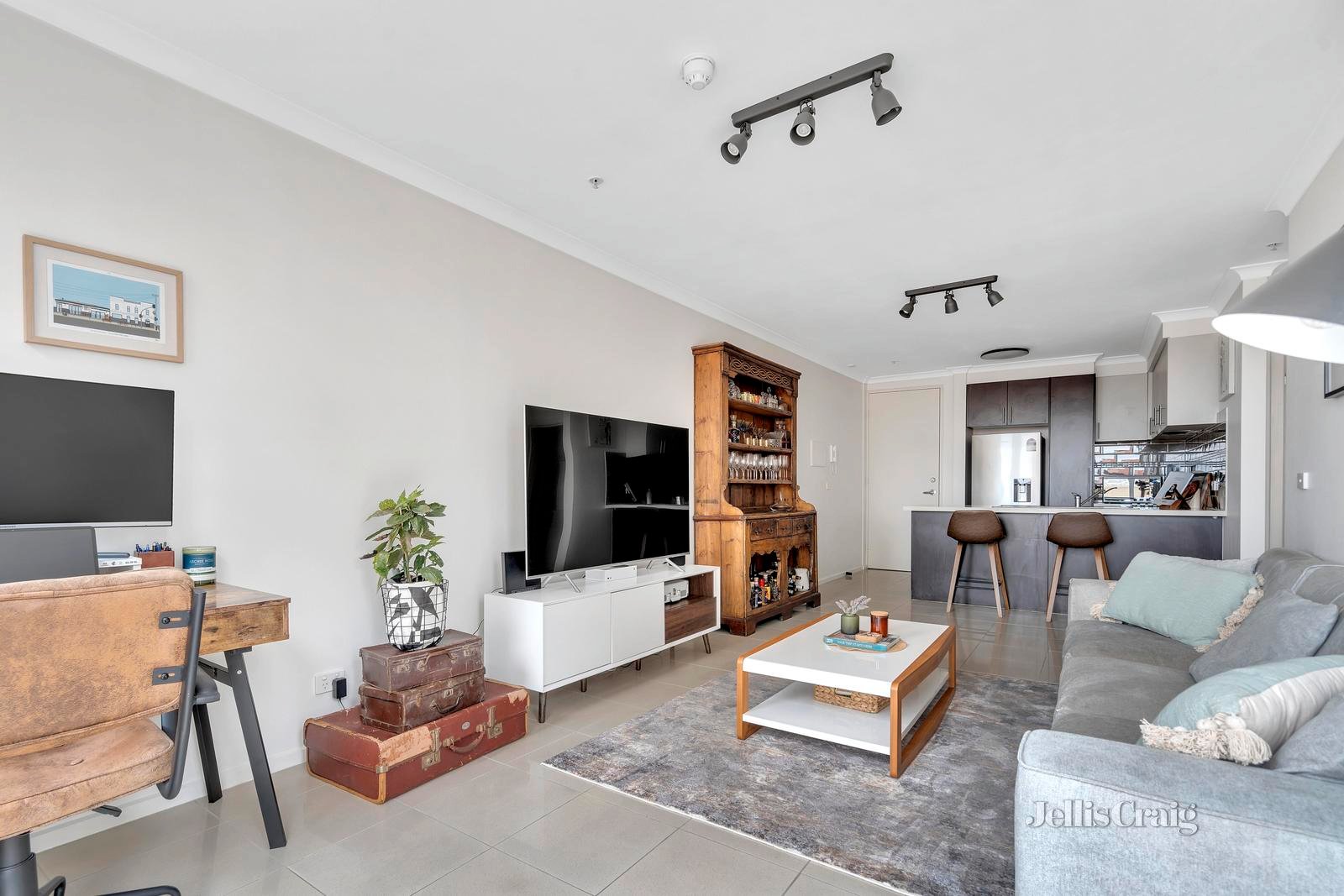 309/5 Wardens Walk, Coburg image 1