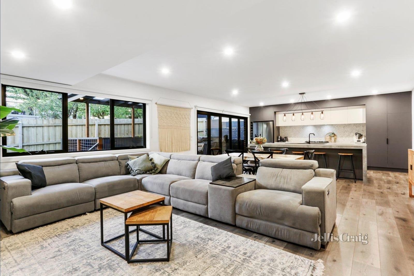 30A Lynn Drive, Ferntree&nbsp;Gully image 2