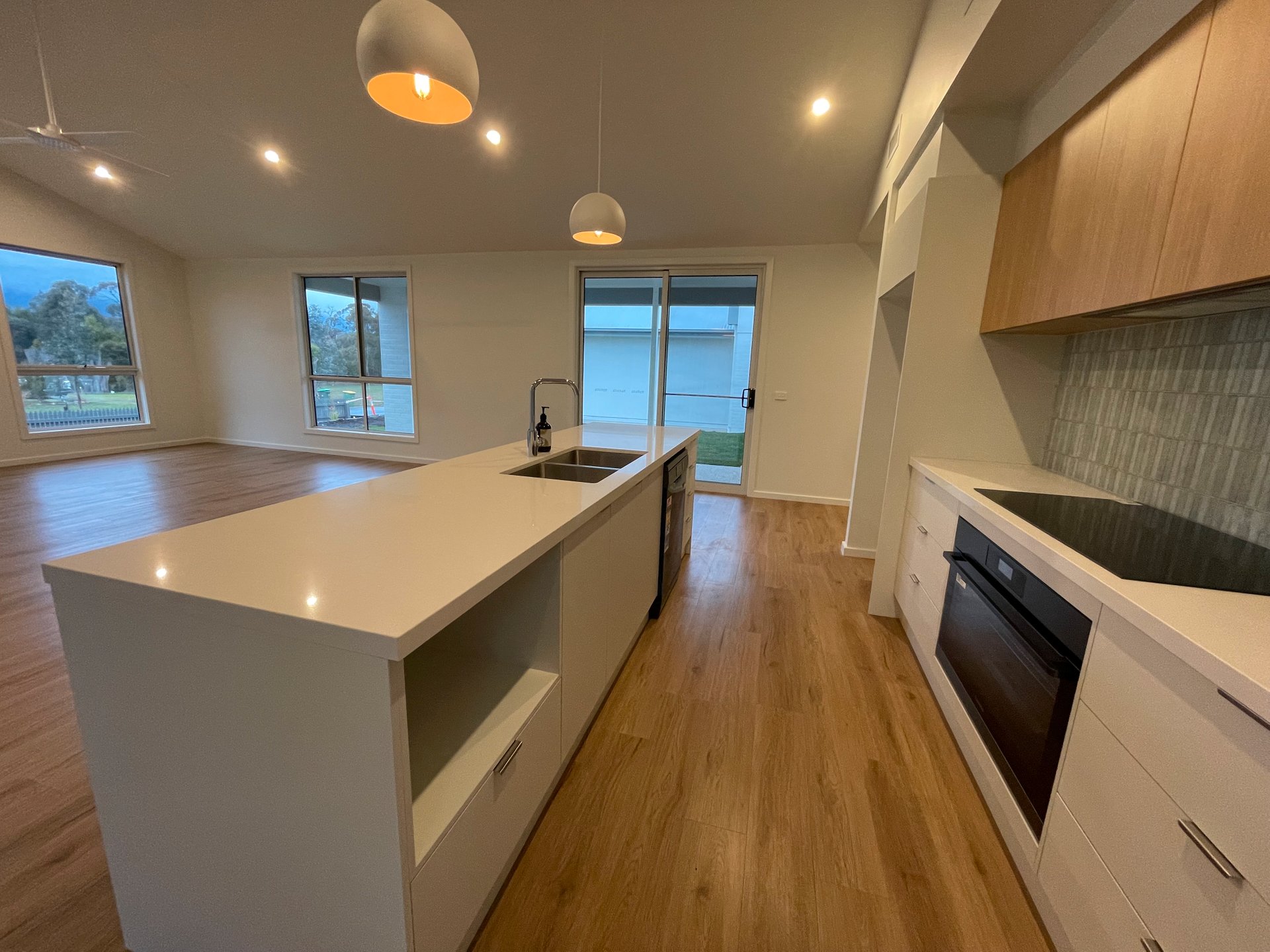 30a Tennyson Street, Woodend image 9