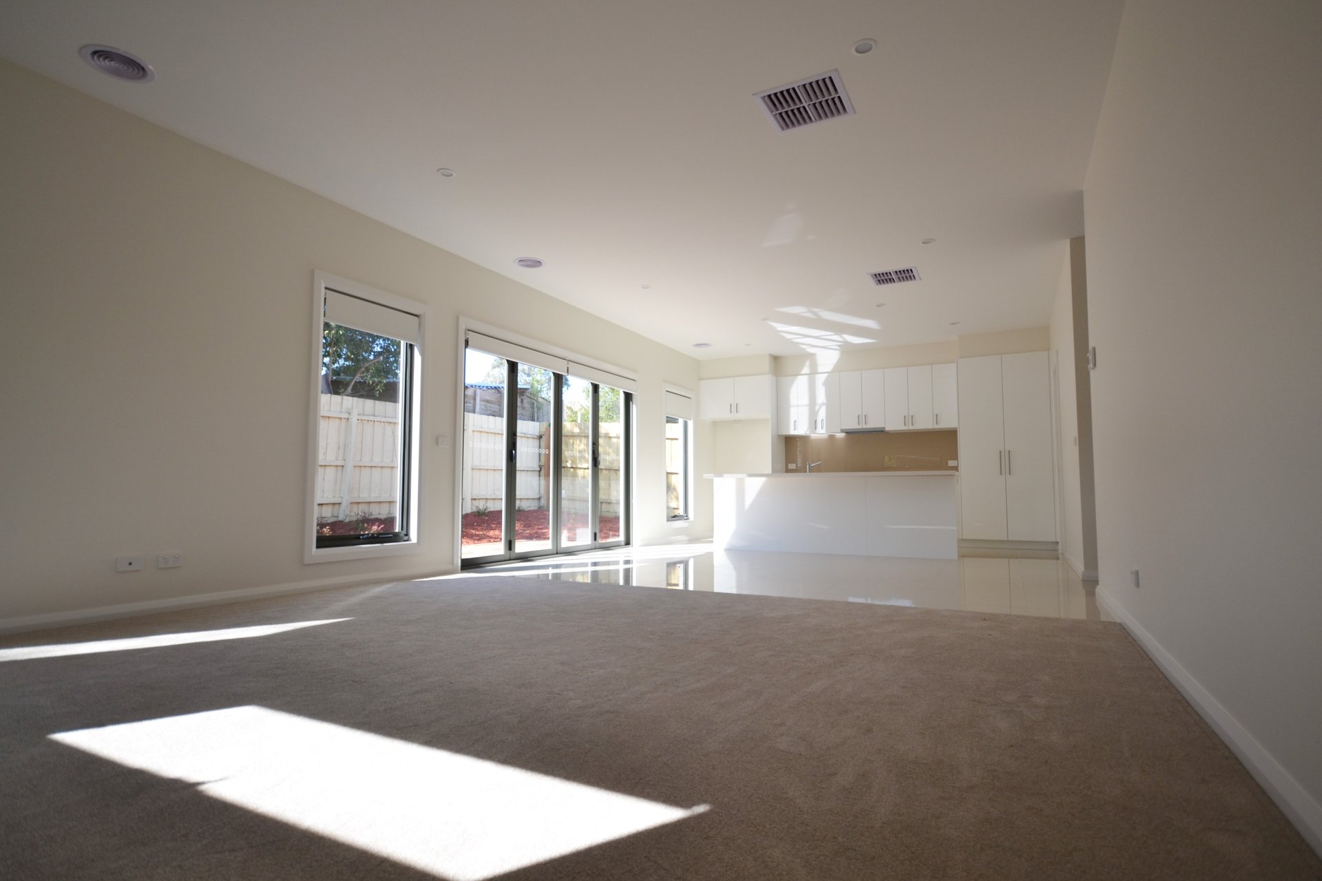 30A Zina Grove, Mooroolbark image 8