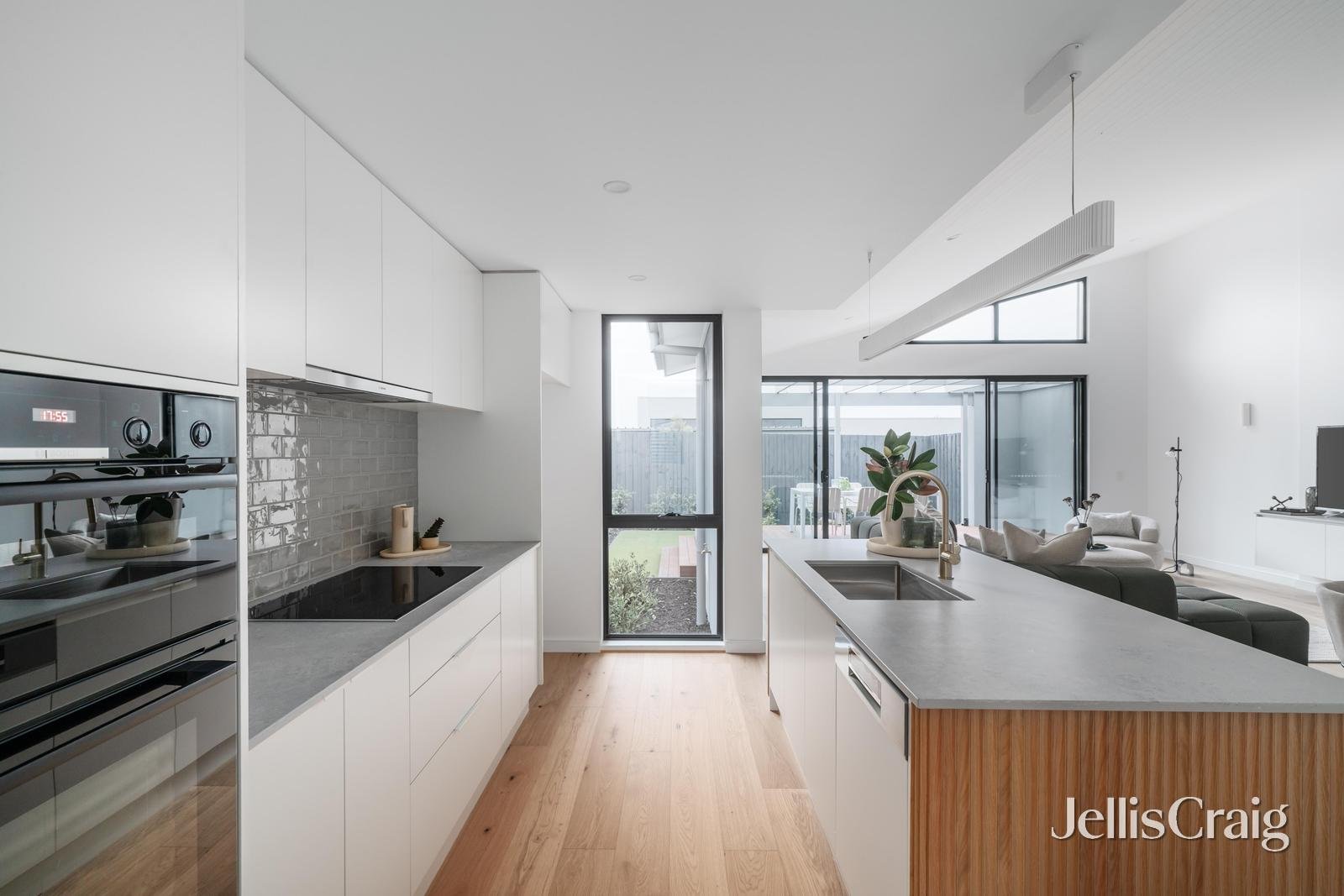 30b Denver Street, Bentleigh East image 6