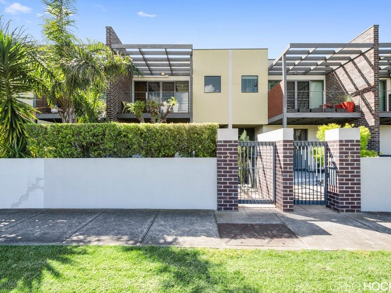 3/1-3 Noordenne Avenue, Seaholme image 2