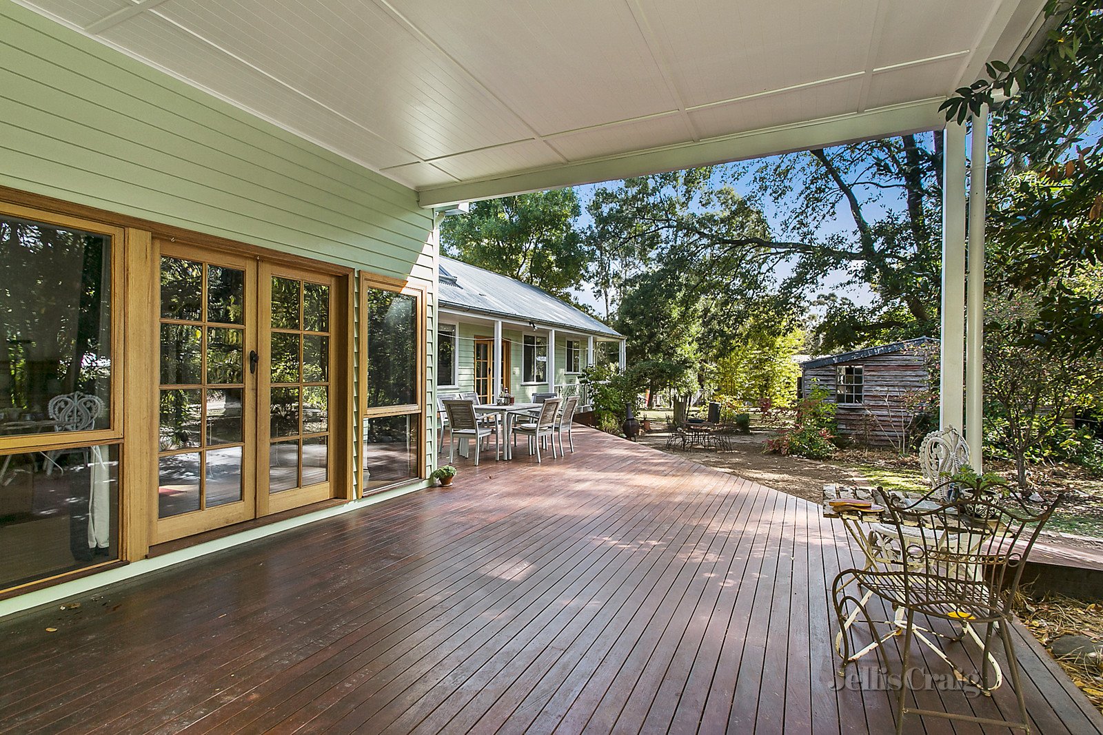 31-33 Park Street, Trentham image 2