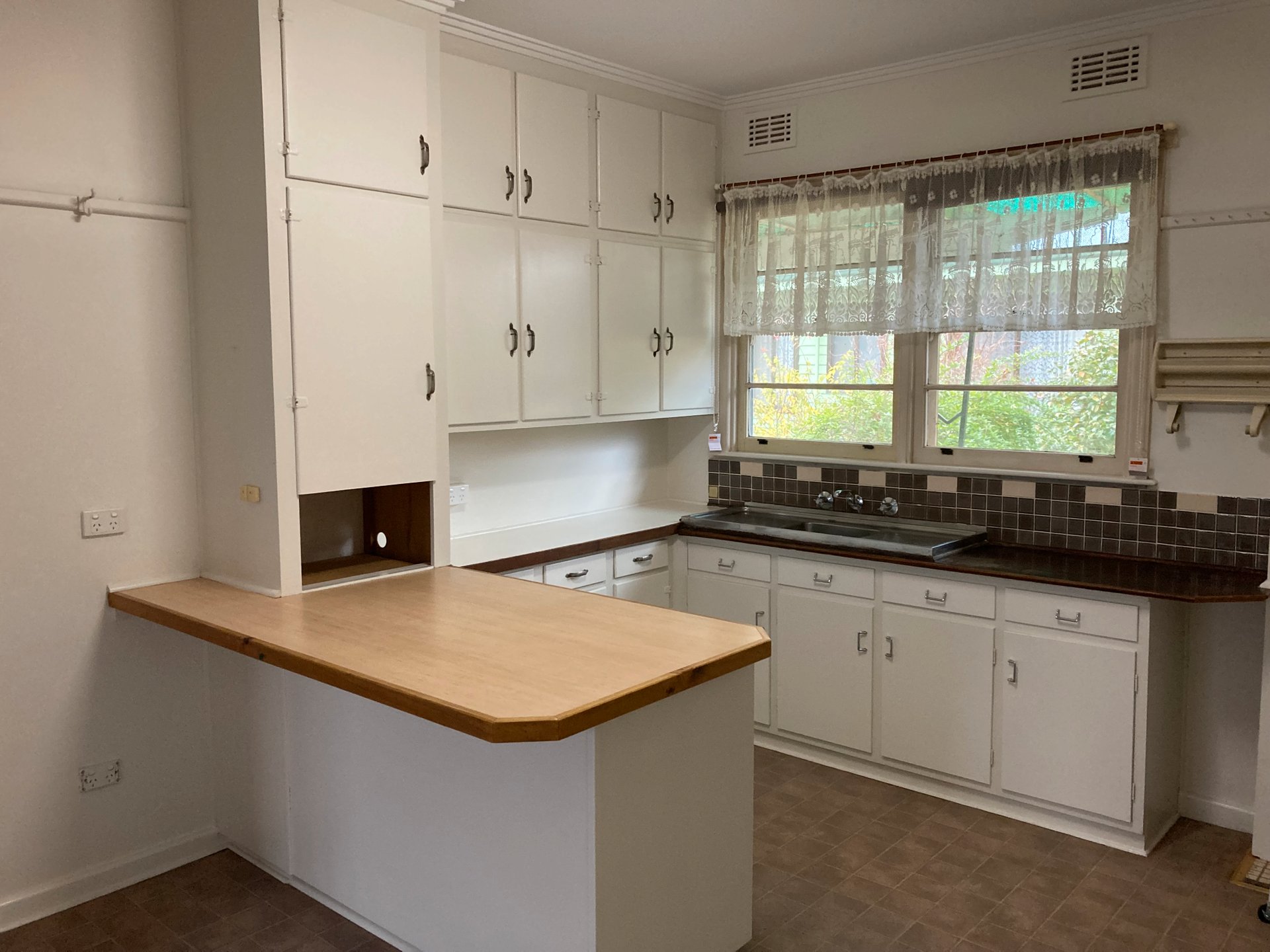 31 Anslow Street, Woodend image 3