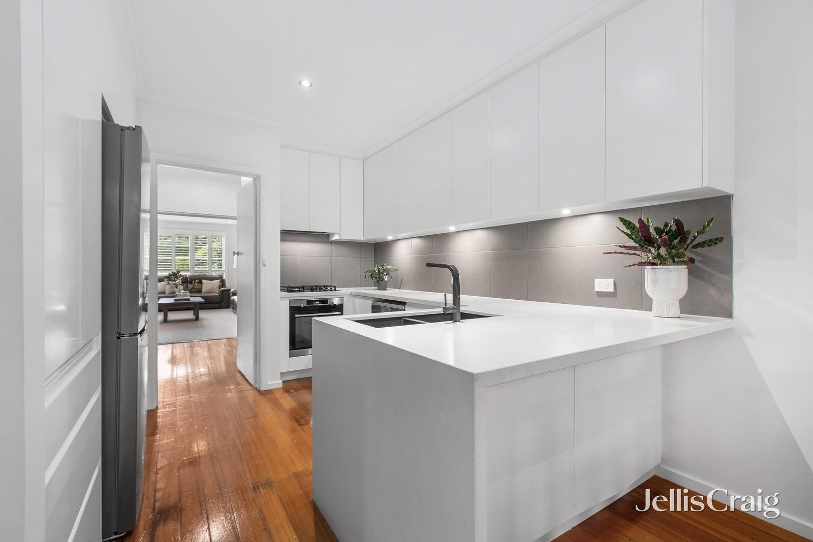 31 Astelot Drive, Donvale image 6
