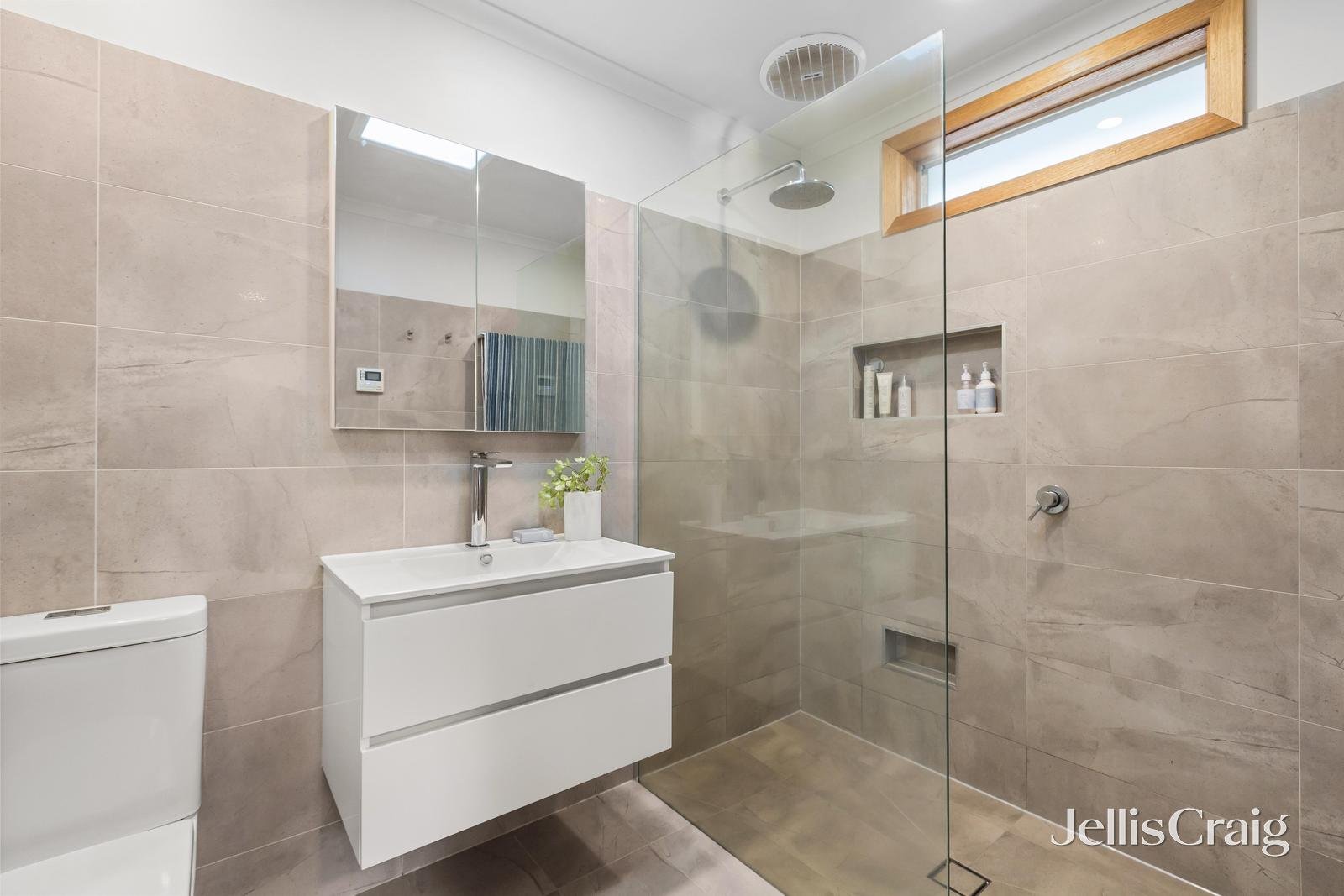 31 Astelot Drive, Donvale image 8