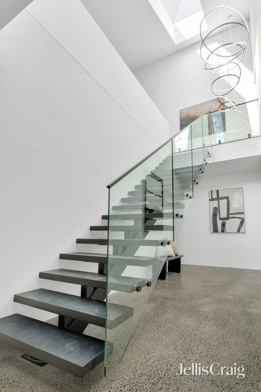 31 Balmoral Avenue, Brunswick East image 9