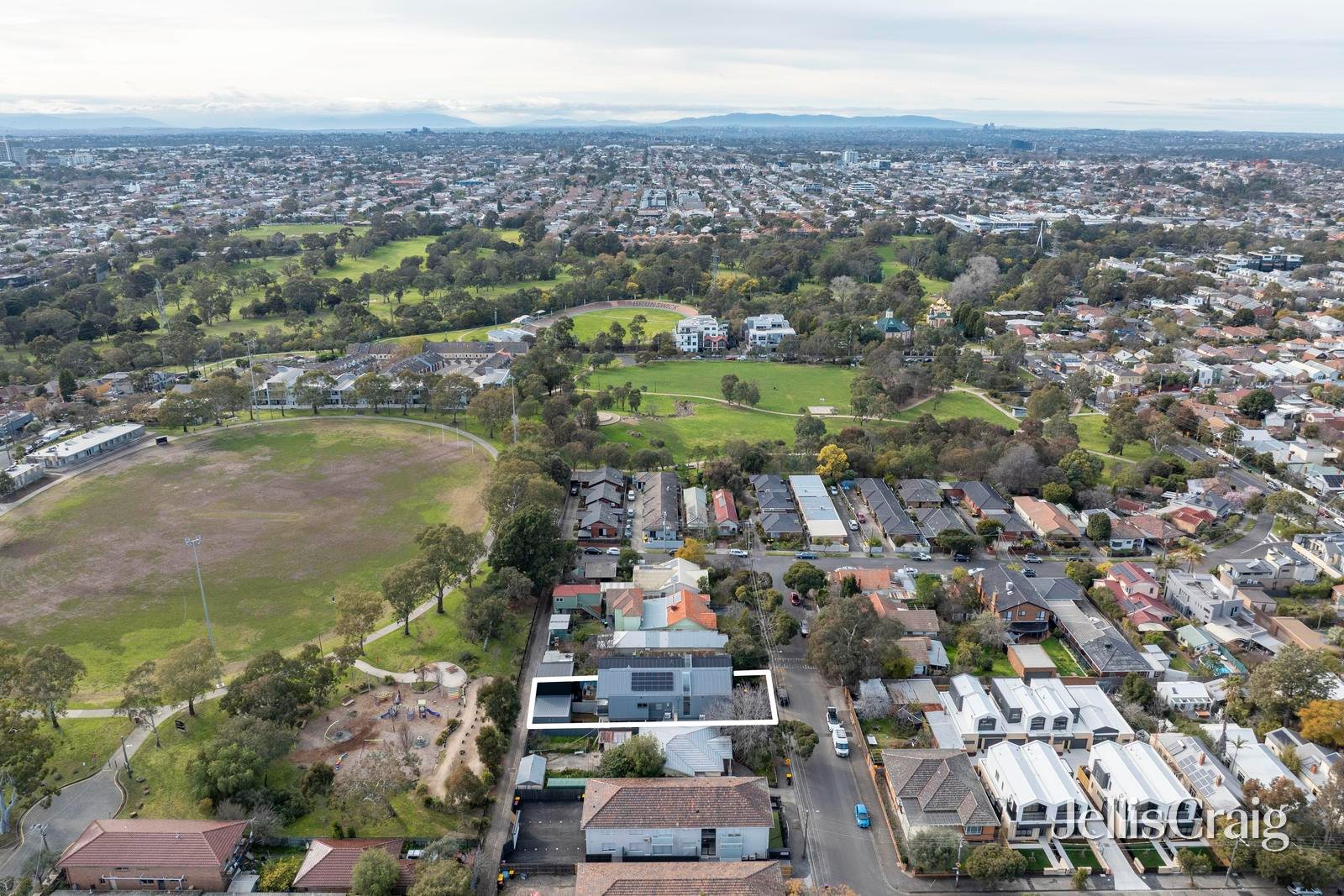 31 Balmoral Avenue, Brunswick East image 26