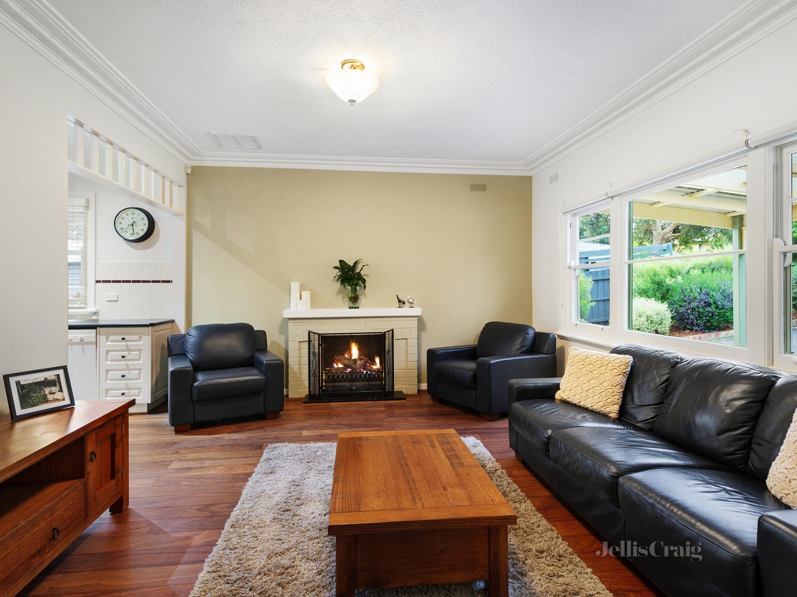 31 Beaconsfield Road, Briar Hill image 3