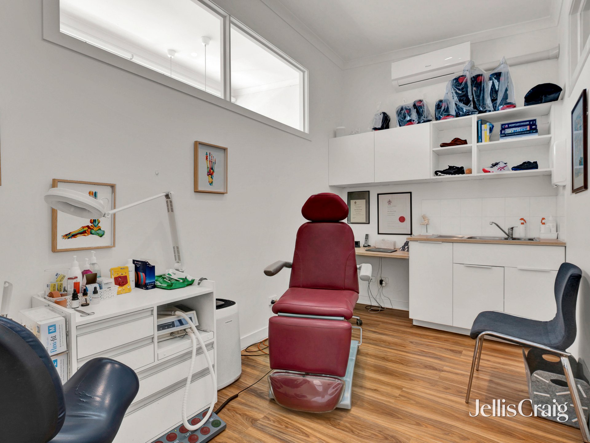 31 Beewar Street, Greensborough image 3