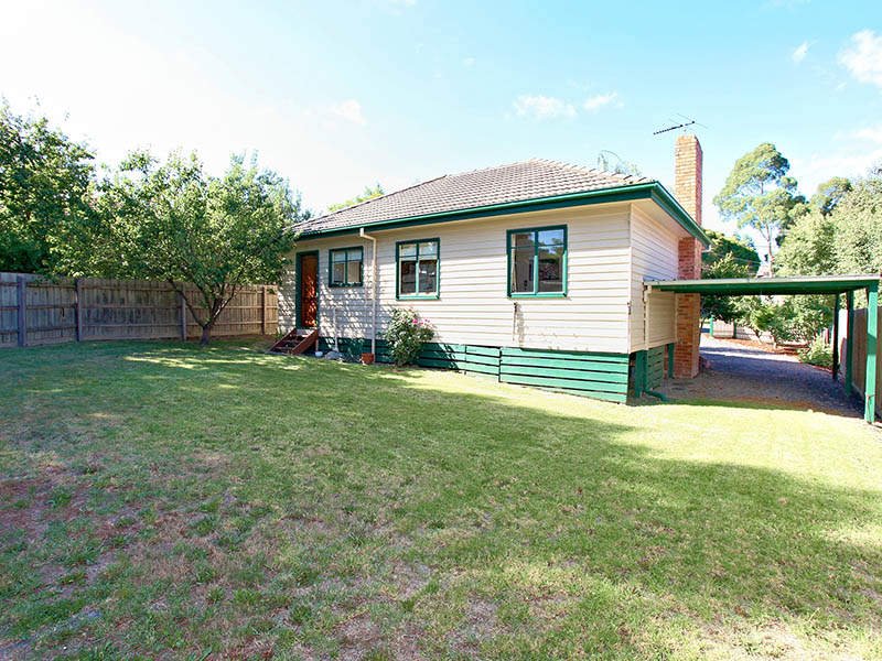 31 Belmont Road West, Croydon South image 4