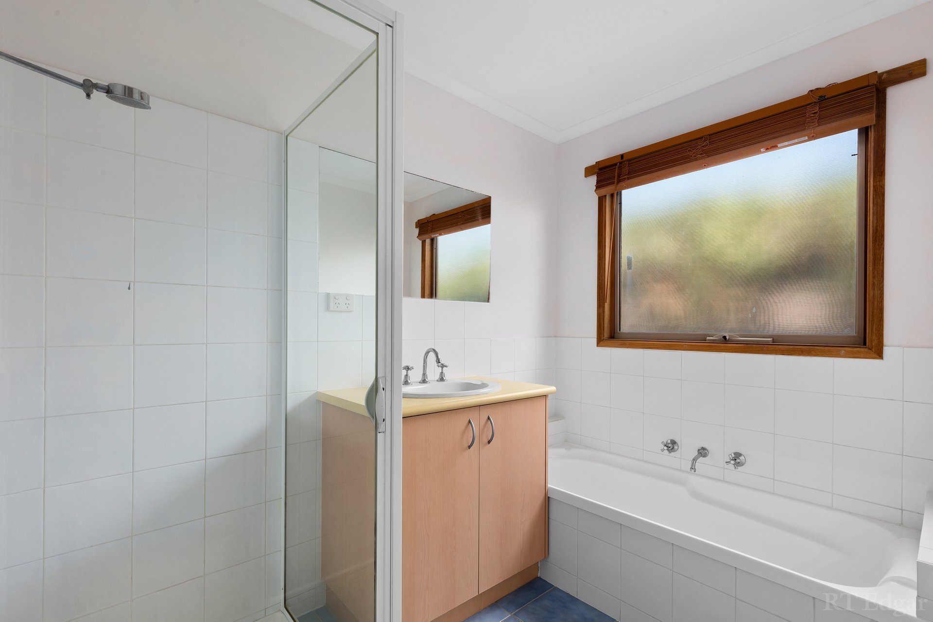 Property Gallery Thumbnail 10