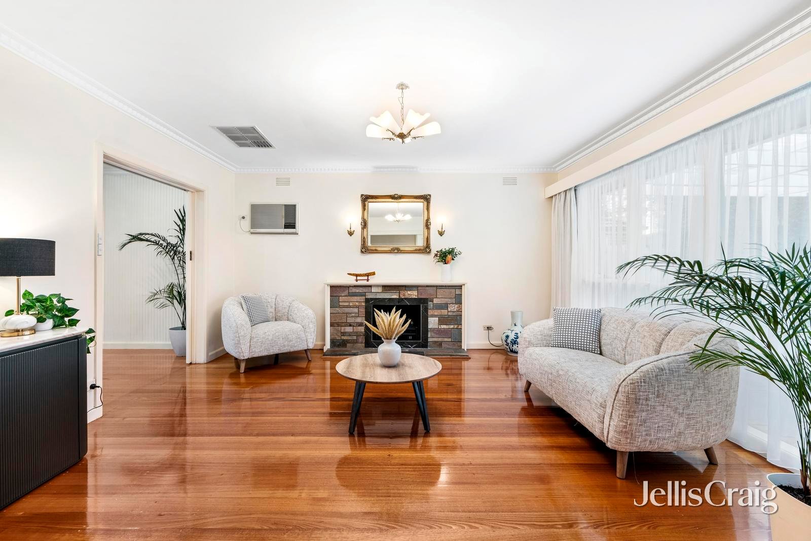 31 Bond Avenue, Blackburn&nbsp;South image 2