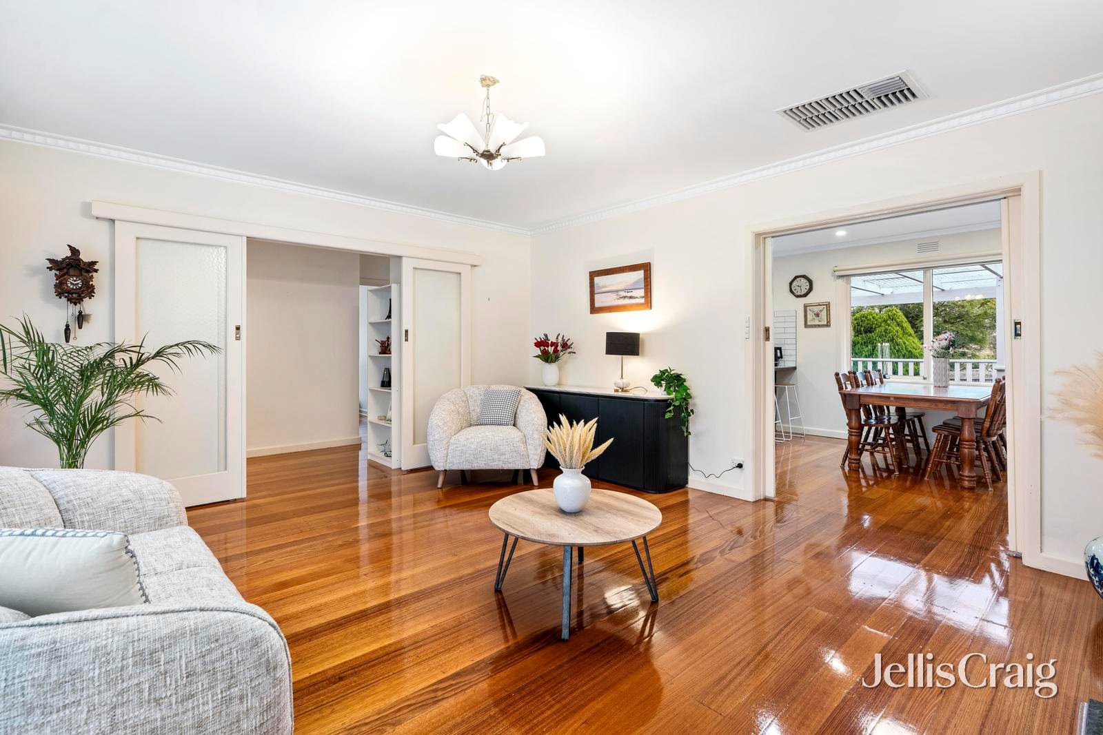 31 Bond Avenue, Blackburn&nbsp;South image 3