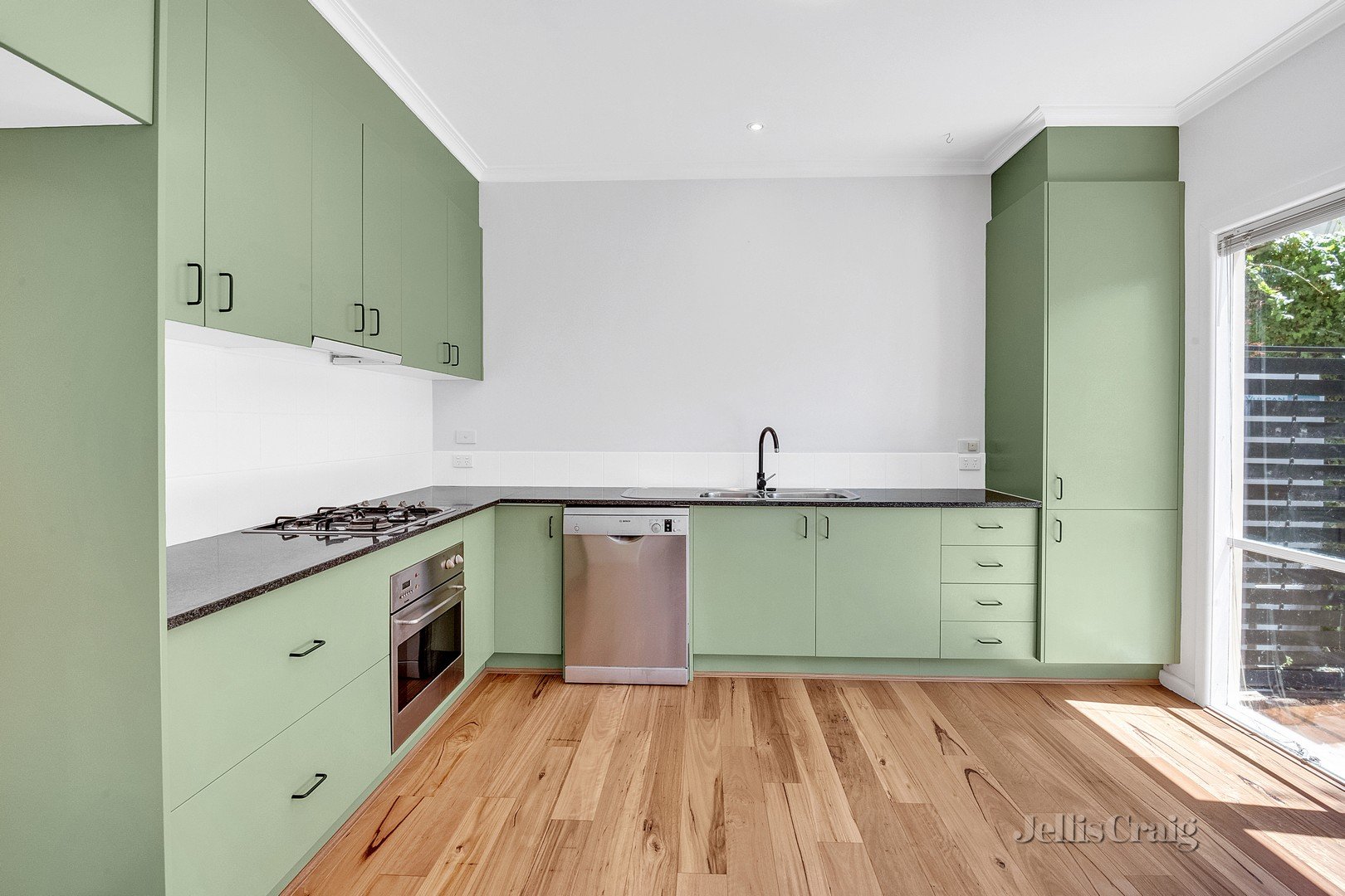 31 Brickworks Drive, Brunswick image 5