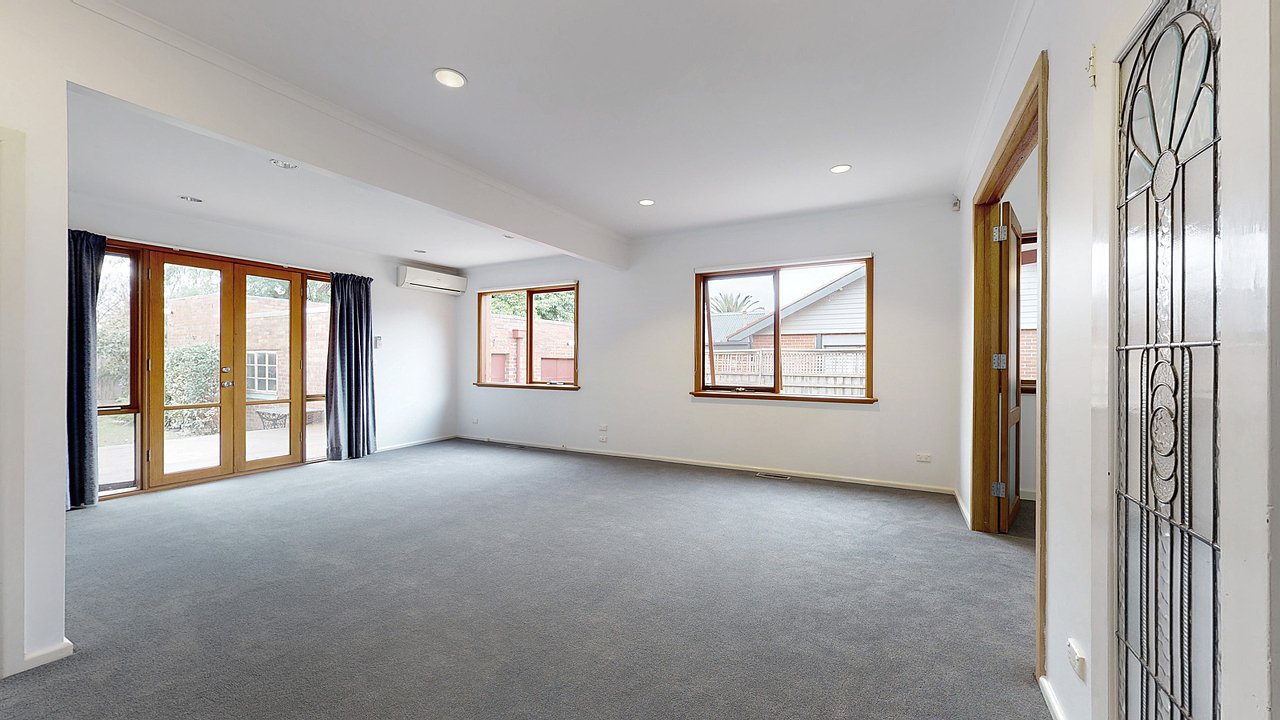 31 Bryson Street, Canterbury image 2