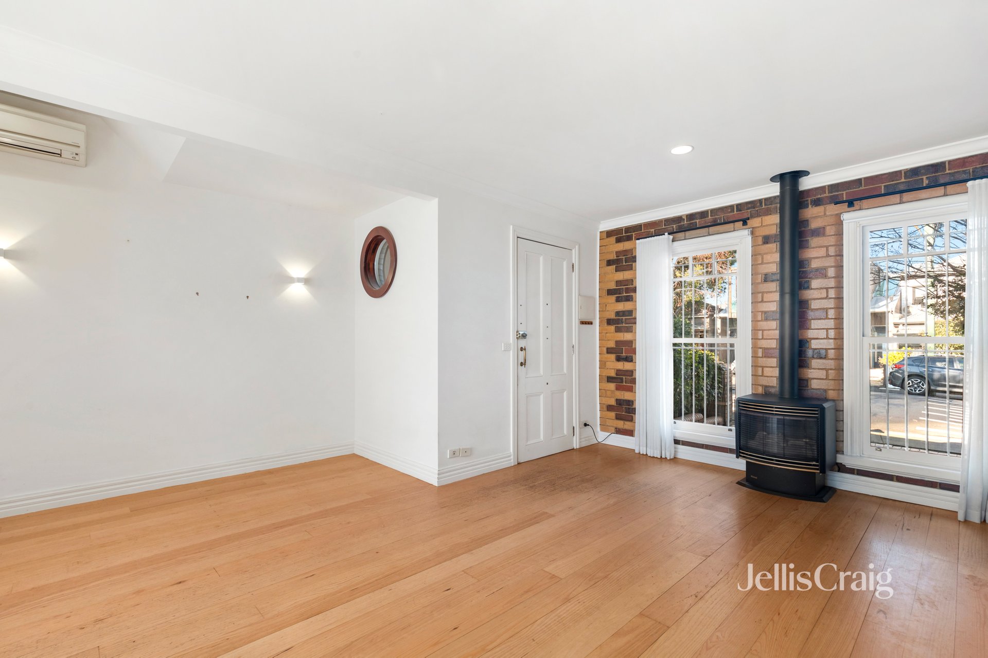 31 Buckingham St, Richmond image 2