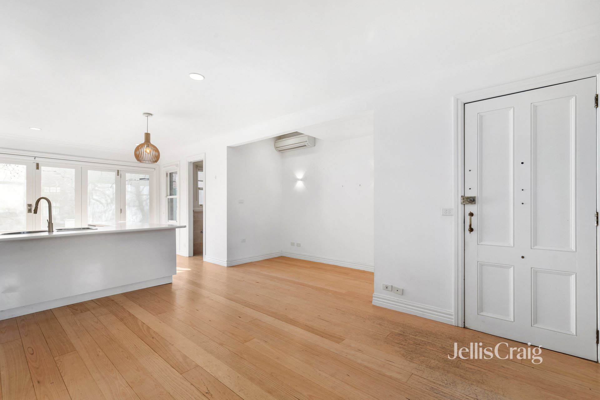 31 Buckingham Street, Richmond image 3