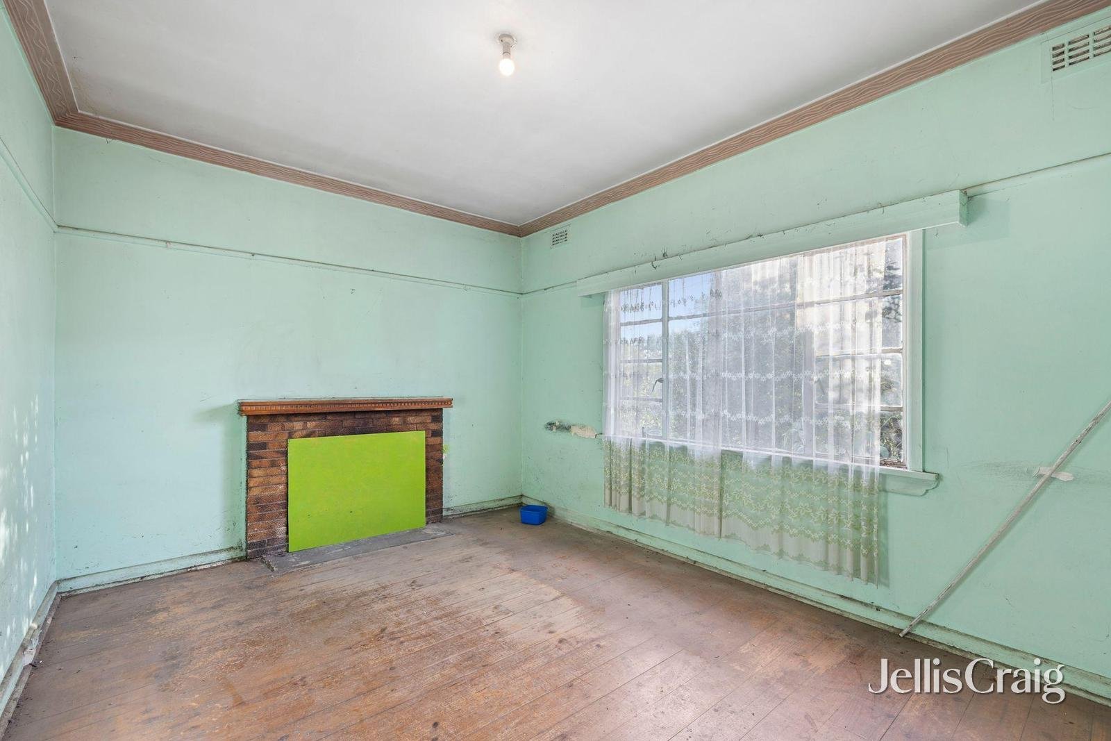 31 Butterworth Street, Castlemaine image 5